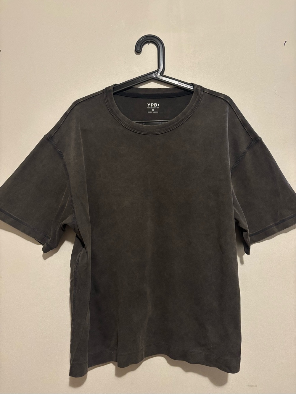 Abercrombie & Fitch Washed Black-wash Short-Sleeve Crewneck Tee YPB Athletic